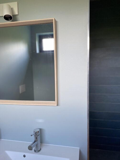 Bad i tilbygg tegnet av Lyngstad