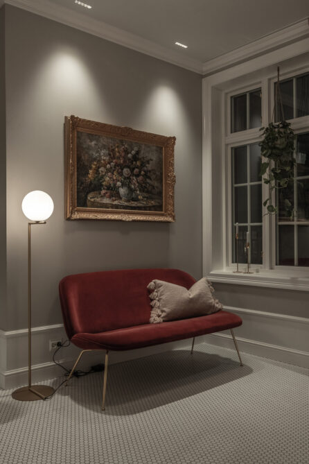 Sofa i gang, interiørdetaljer